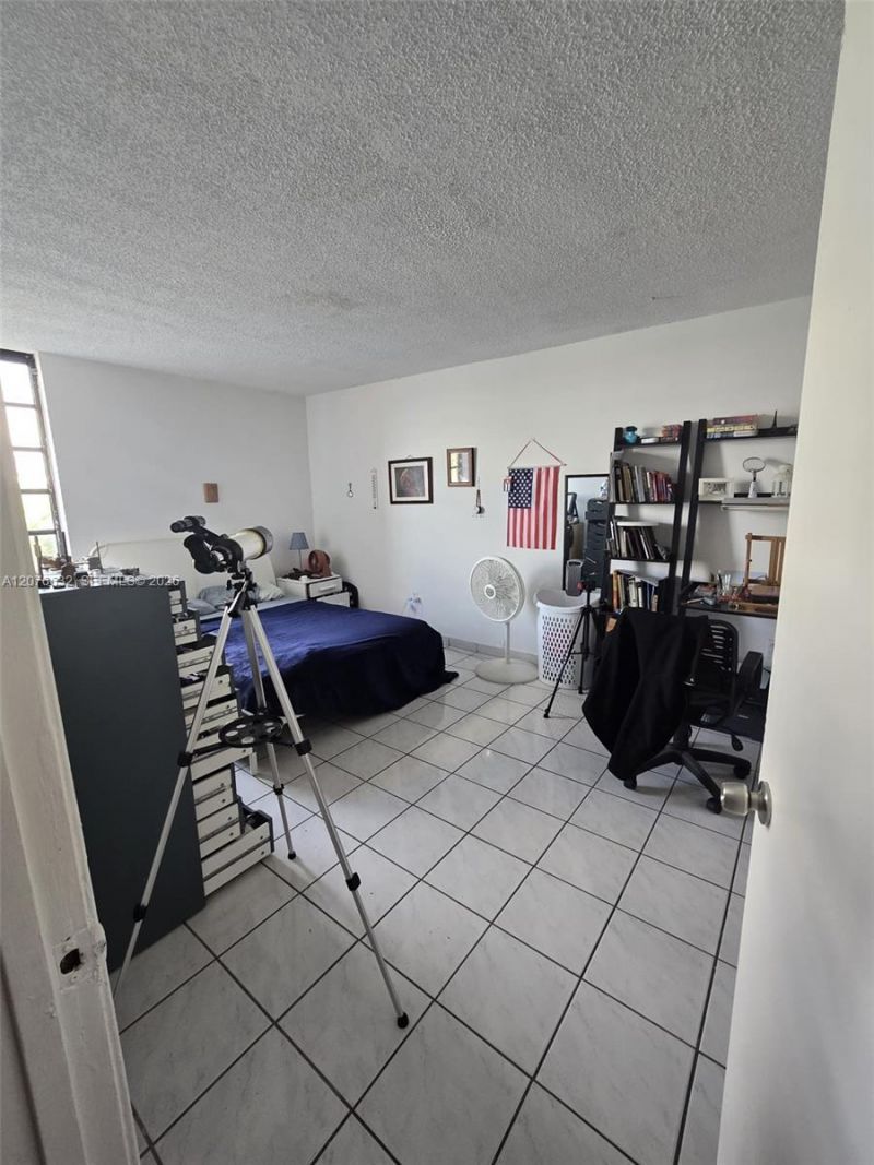 9688 Fontainebleau Blvd , Unit 409, Miami, FL 33172 Photo
