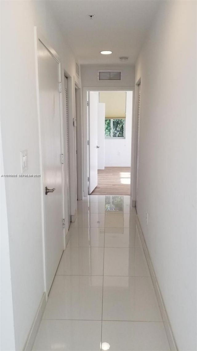 2651 NE 212th Ter, Unit 207, Miami, FL 33180 Photo