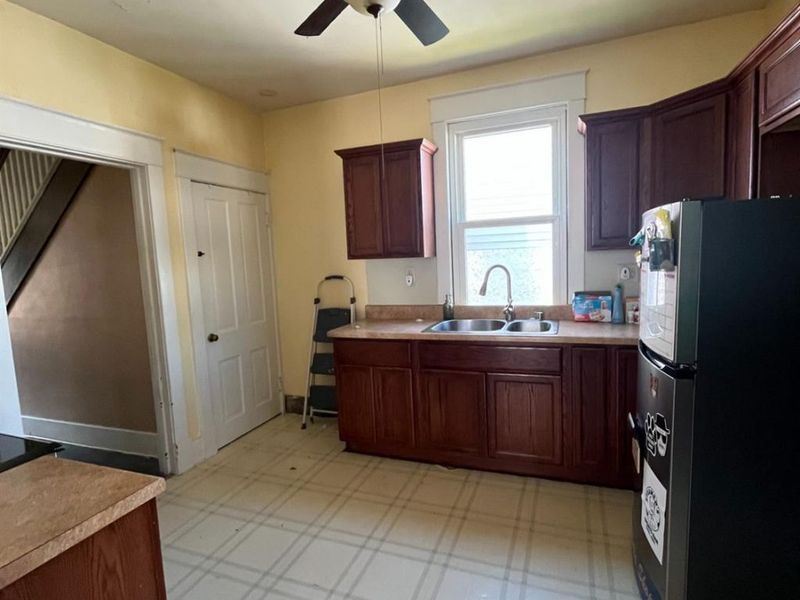 338 Circular Street, Tiffin, OH 44883 Photo 10