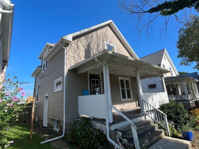 338 Circular Street, Tiffin, OH 44883 Photo 2
