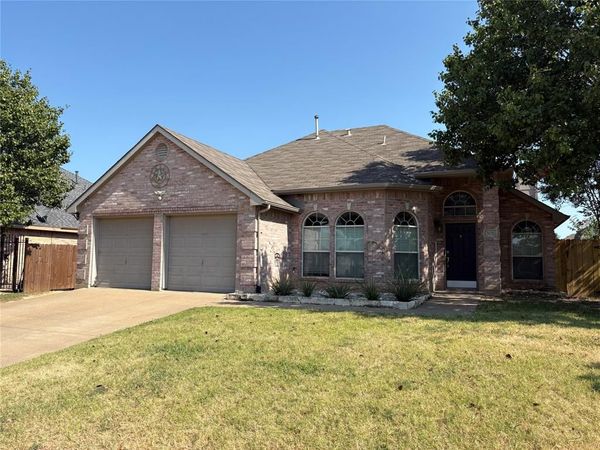 3037 Wren Lane, Midlothian, TX 76065