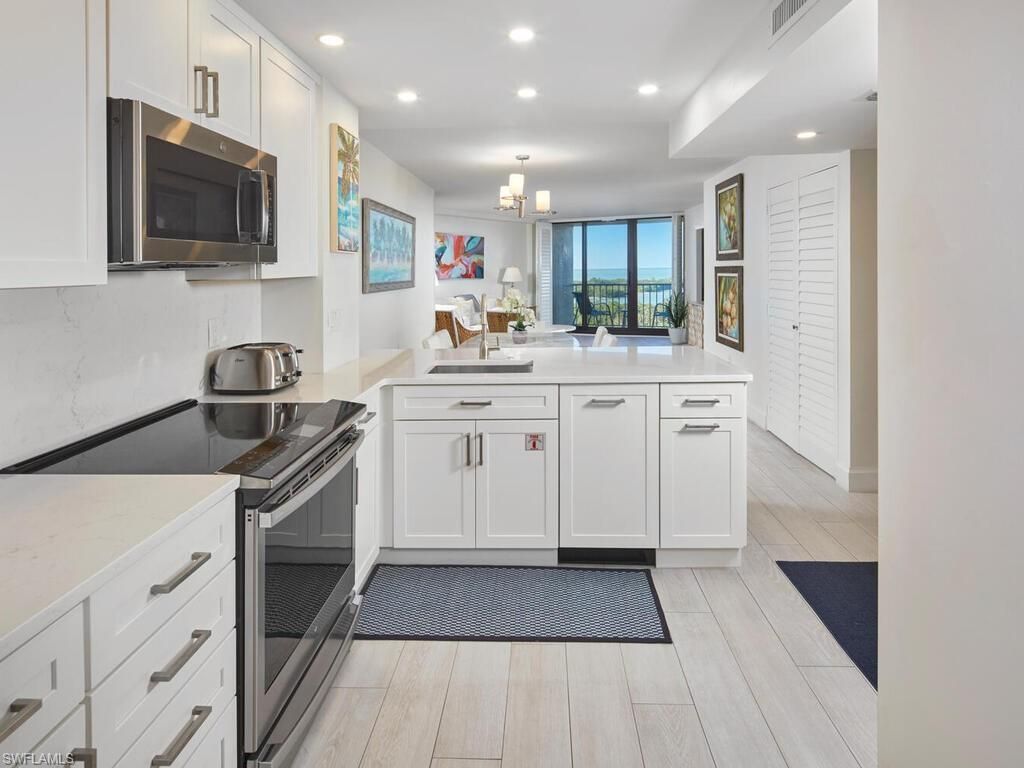 440 Seaview Ct, Unit 601, Marco Island, FL 34145 Photo