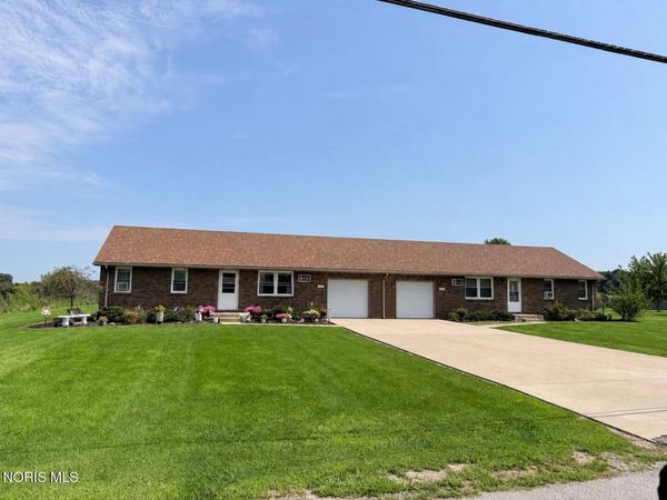29454 Millbury Road, Millbury, OH 43447