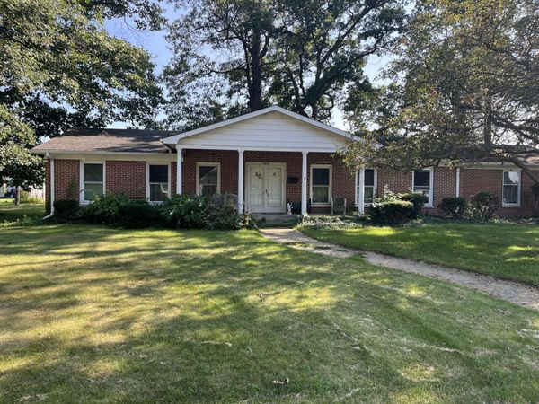 1810 Oakwood Drive , Rochester, IN 46975