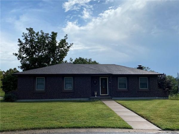 3 East Terrace, Paola, KS 66071