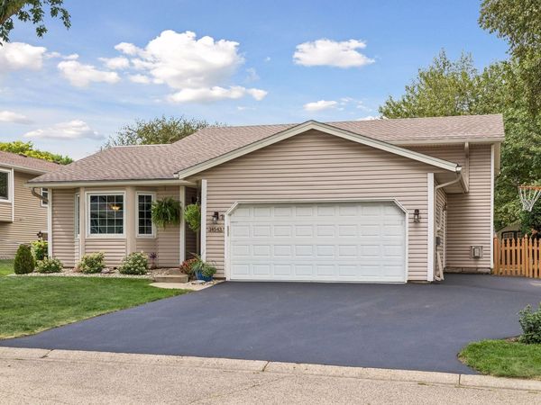 14543 Embassy Avenue , Apple Valley, MN 55124