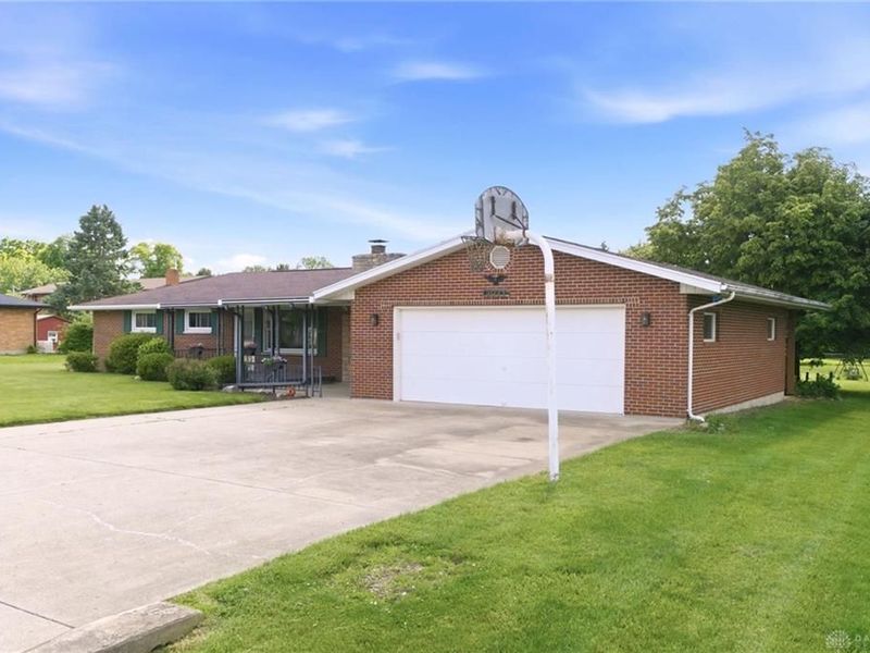3071 Axe Drive, Bath Township, OH 45324 Photo 3