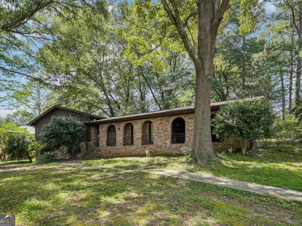 667 Kingswood Court, Lithia Springs, GA 30122