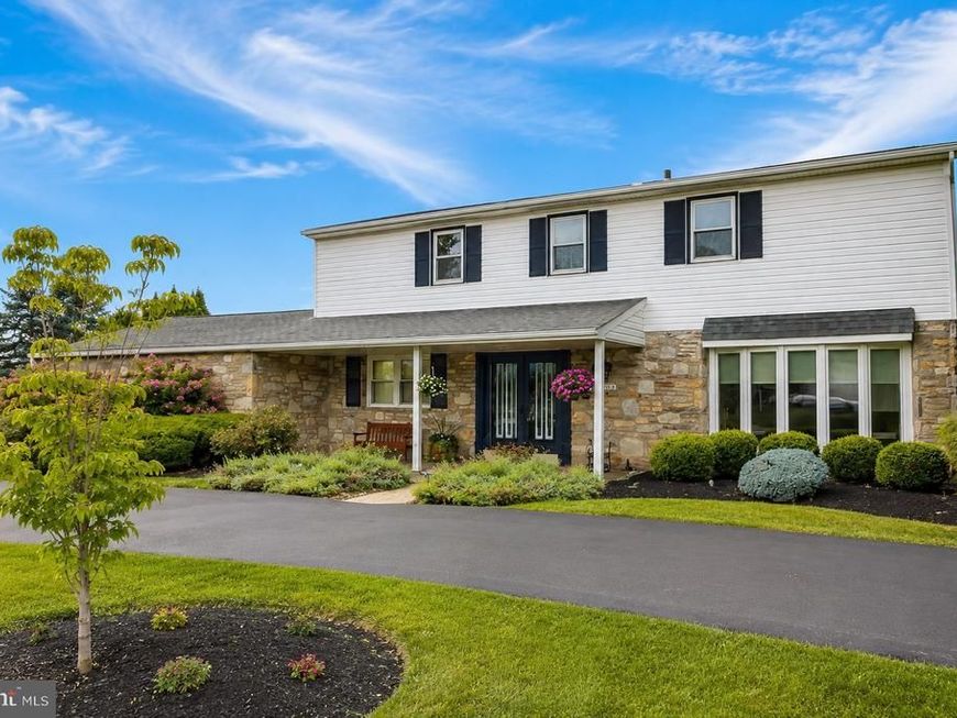 1027 Corn Crib Drive, Huntingdon Valley, PA 19006 Main Photo