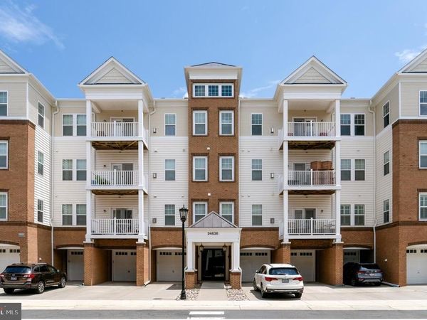 24636 WOOLLY MAMMOTH TERRACE, Unit 207, ALDIE, VA 20105