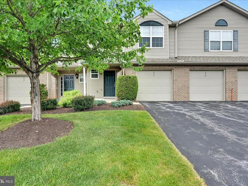 235 Thrush Drive , Hummelstown, PA 17036 Main Photo