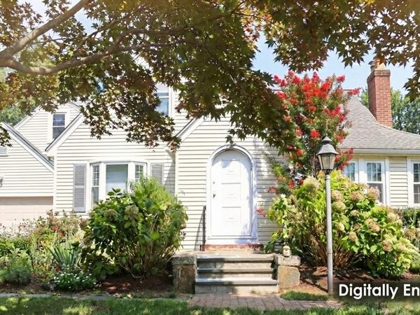 8 Washington Place , White Plains, NY 10603