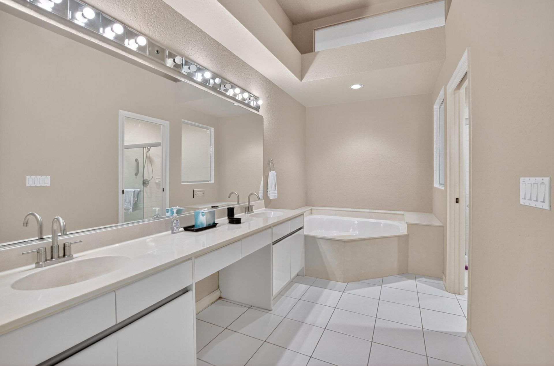 6301 NW 25th Way, Boca Raton, FL 33496 Photo