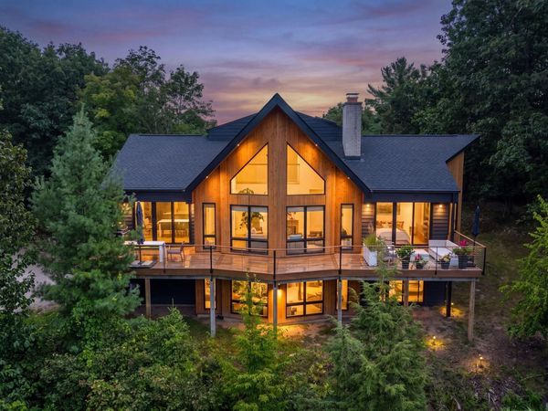 875 Lost Nations Trail, Traverse City, MI 49686