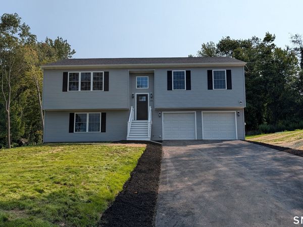 544 Wintergreen , Hamden, CT 06514