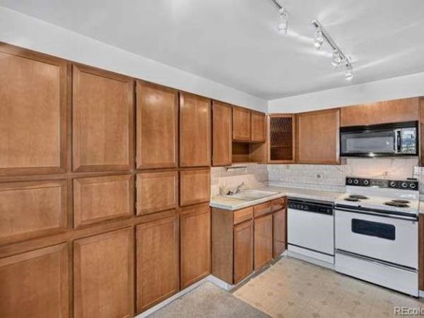9155 E Center Avenue , Unit 10D, Denver, CO 80247