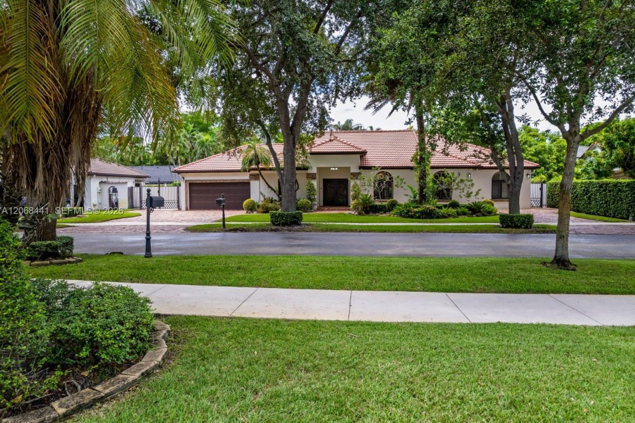15600 NW 82nd Ct , Miami Lakes, FL 33016 Photo