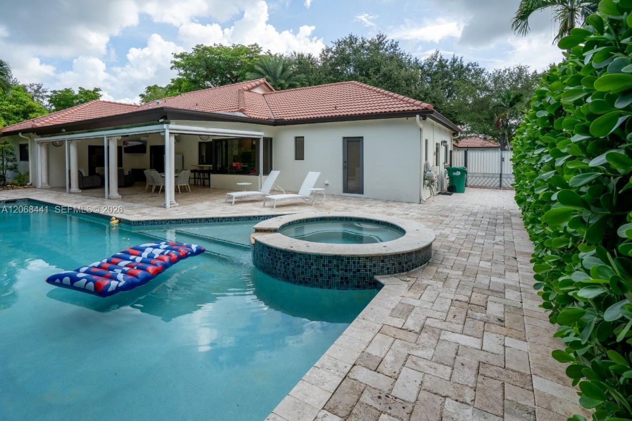 15600 NW 82nd Ct , Miami Lakes, FL 33016 Photo
