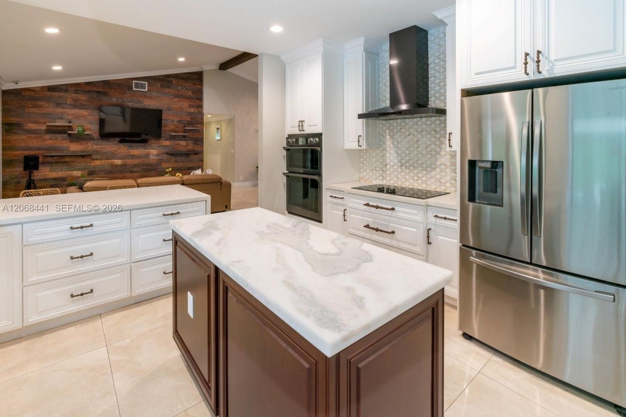 15600 NW 82nd Ct , Miami Lakes, FL 33016 Photo