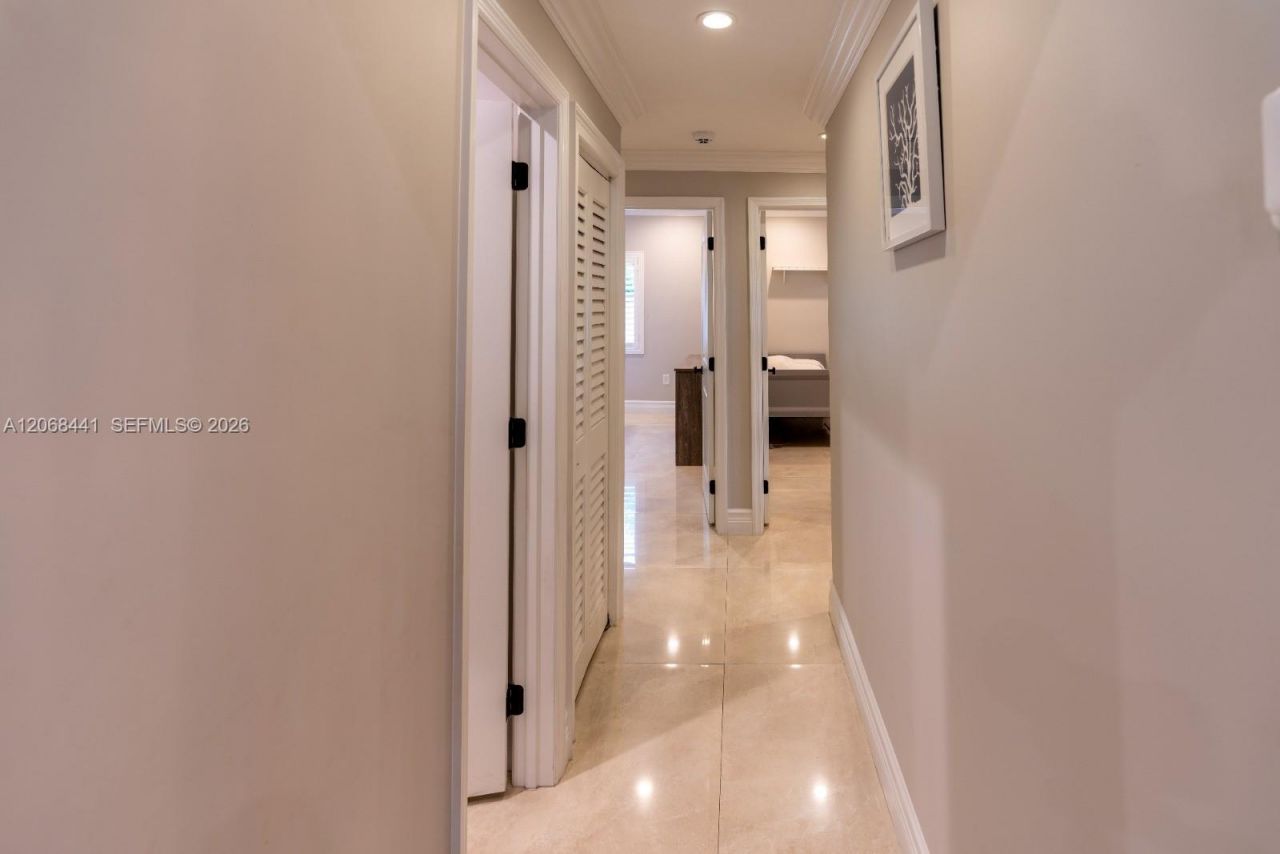 15600 NW 82nd Ct , Miami Lakes, FL 33016 Photo