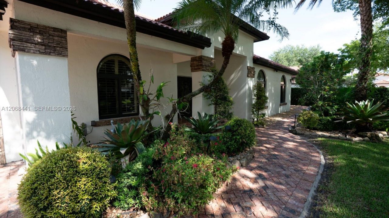 15600 NW 82nd Ct , Miami Lakes, FL 33016 Photo