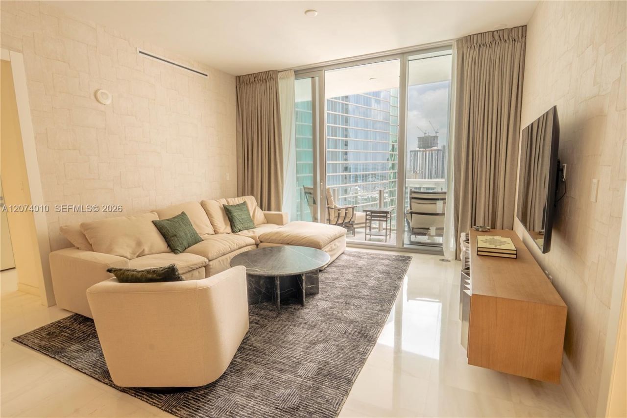 300 Biscayne Boulevard Way , Unit 3109W, Miami, FL 33131 Photo