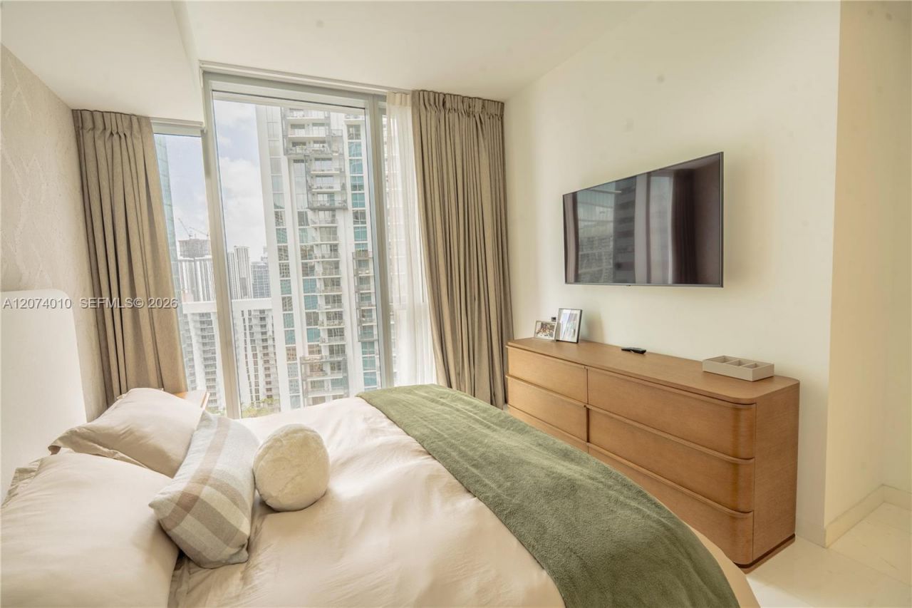 300 Biscayne Boulevard Way , Unit 3109W, Miami, FL 33131 Photo
