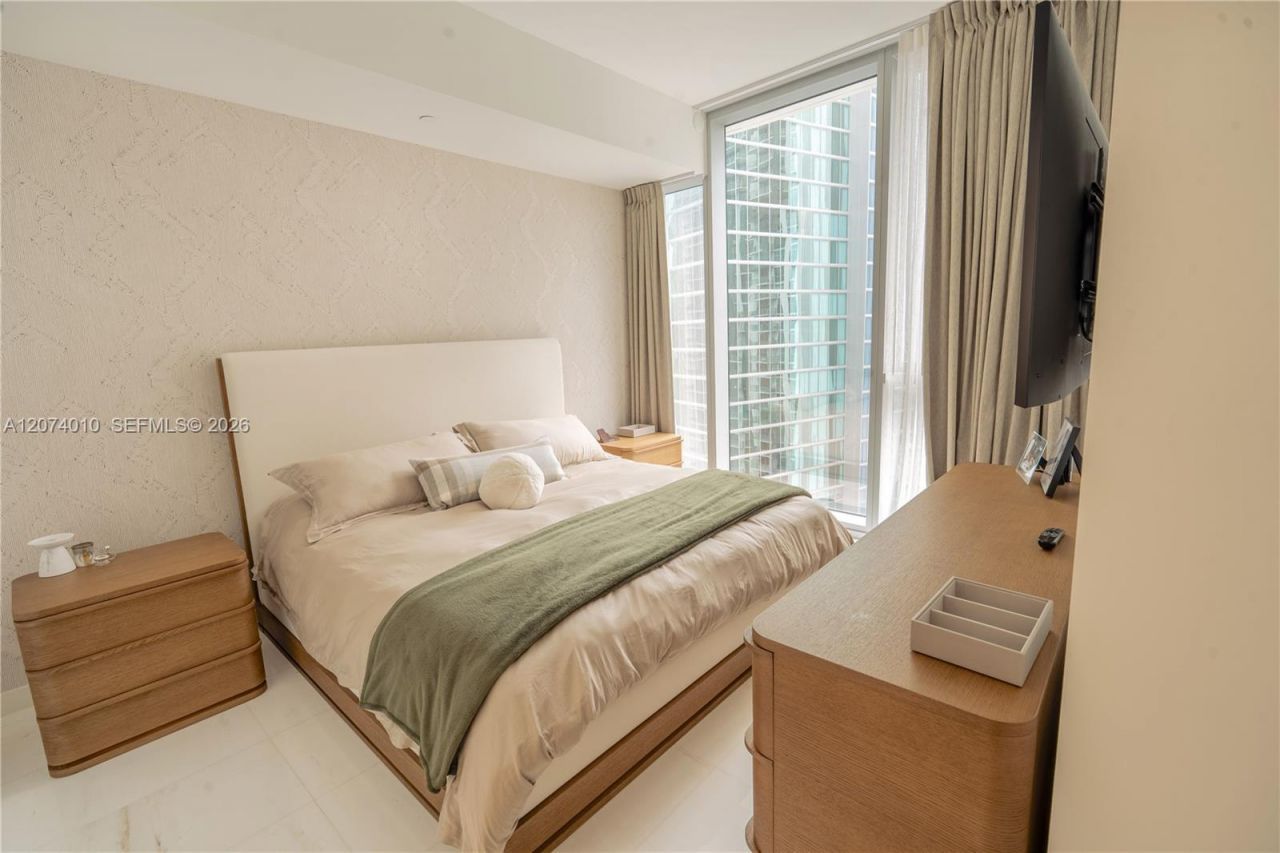 300 Biscayne Boulevard Way , Unit 3109W, Miami, FL 33131 Photo