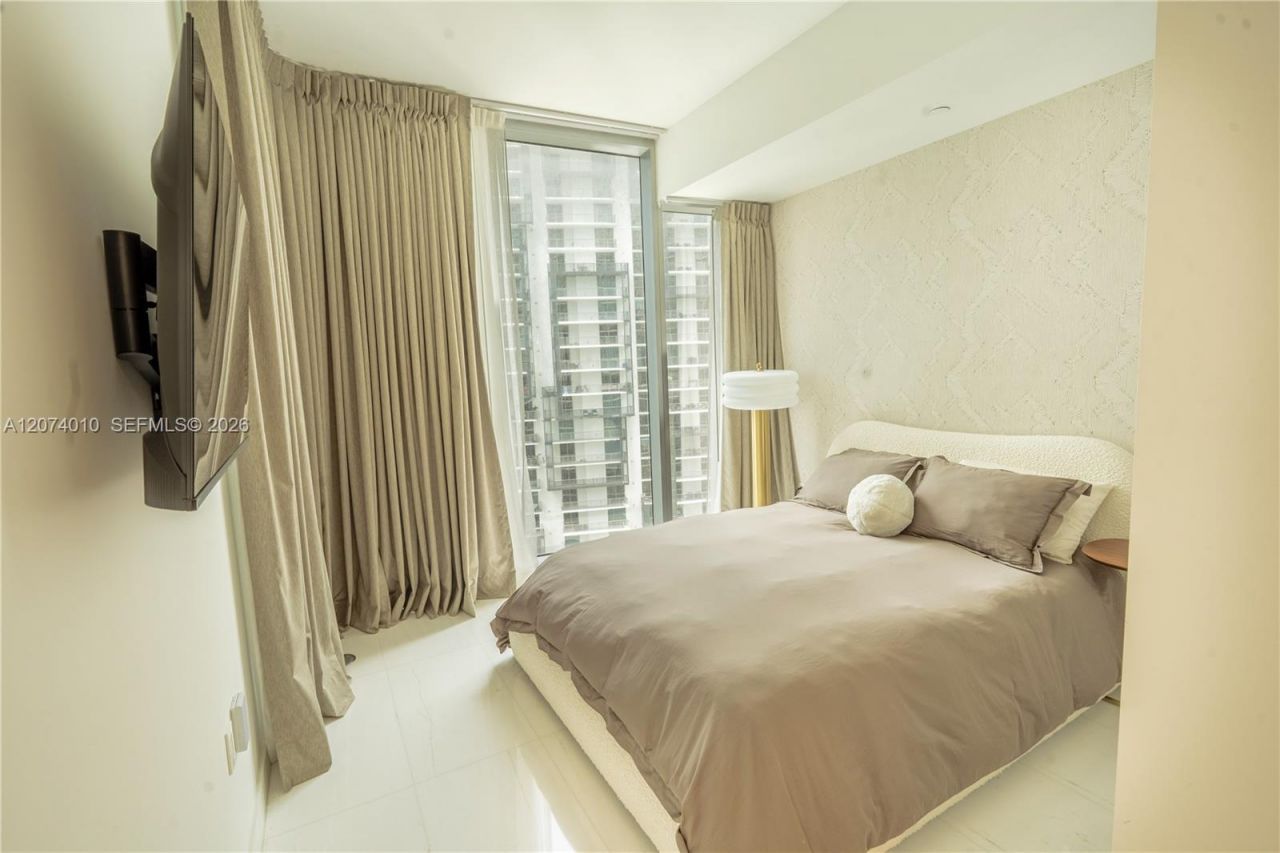 300 Biscayne Boulevard Way , Unit 3109W, Miami, FL 33131 Photo