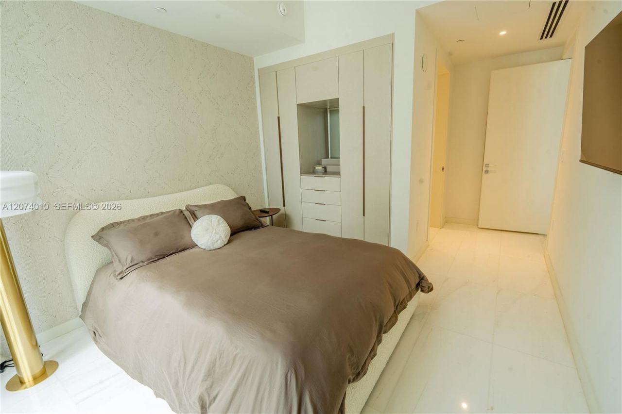 300 Biscayne Boulevard Way , Unit 3109W, Miami, FL 33131 Photo