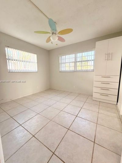 455 Paradise Isle Blvd , Unit 109, Hallandale Beach, FL 33009 Photo