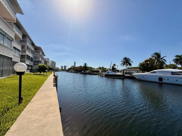 455 Paradise Isle Blvd , Unit 109, Hallandale Beach, FL 33009 Photo