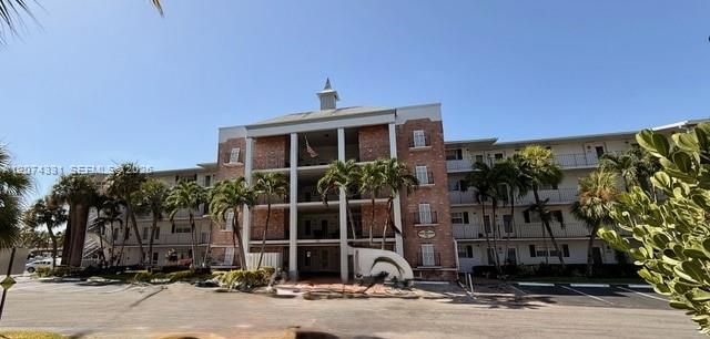 455 Paradise Isle Blvd , Unit 109, Hallandale Beach, FL 33009 Photo