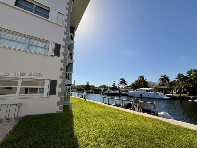 455 Paradise Isle Blvd , Unit 109, Hallandale Beach, FL 33009 Photo