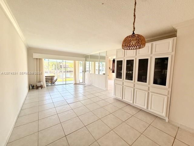455 Paradise Isle Blvd , Unit 109, Hallandale Beach, FL 33009 Photo