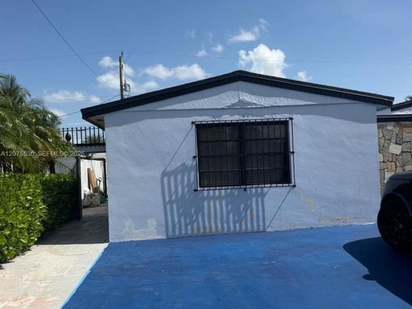 1261 W 60th Ter , Unit 1261, Hialeah, FL 33012