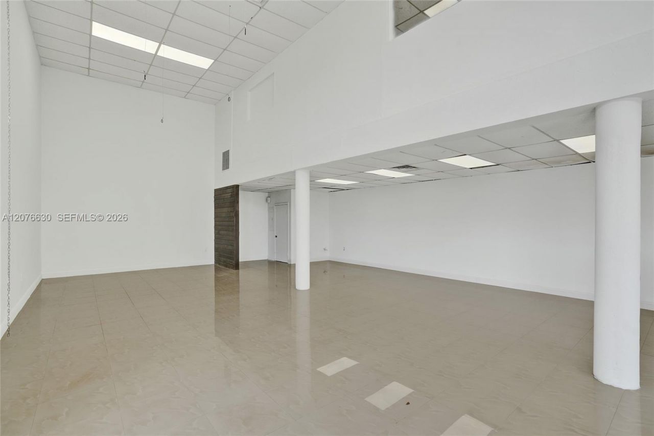 900 W Flagler St, Unit 4, Miami, FL 33130 Photo
