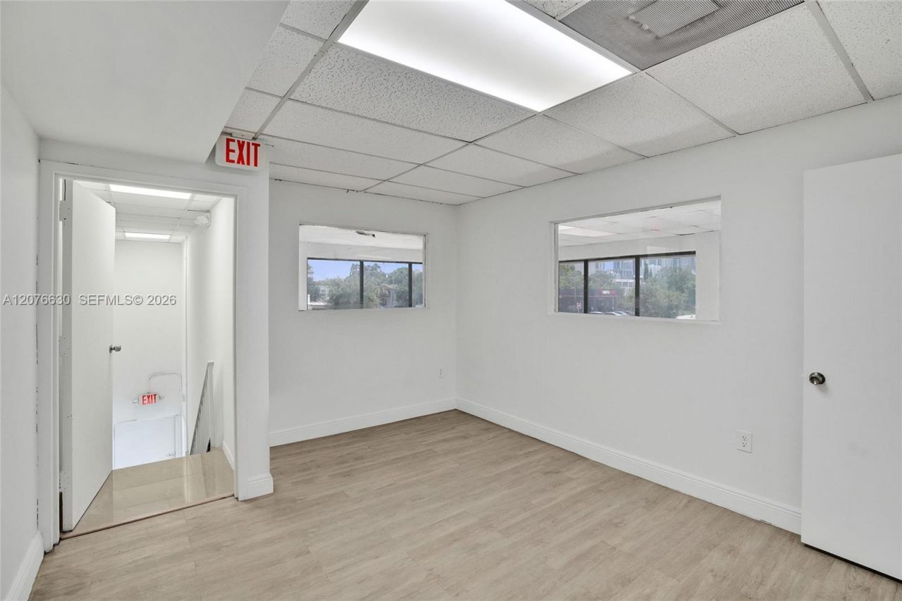 900 W Flagler St, Unit 4, Miami, FL 33130 Photo