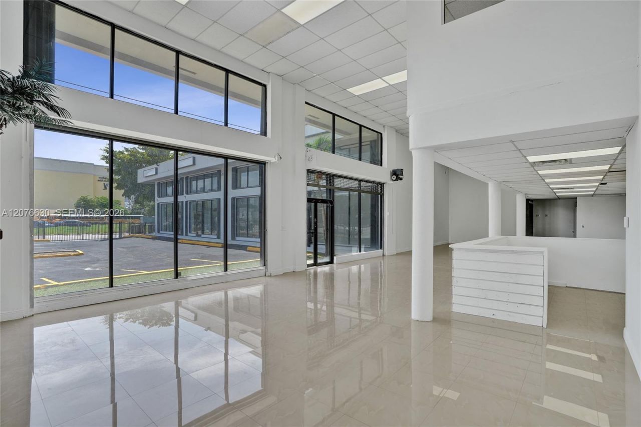 900 W Flagler St, Unit 4, Miami, FL 33130 Photo