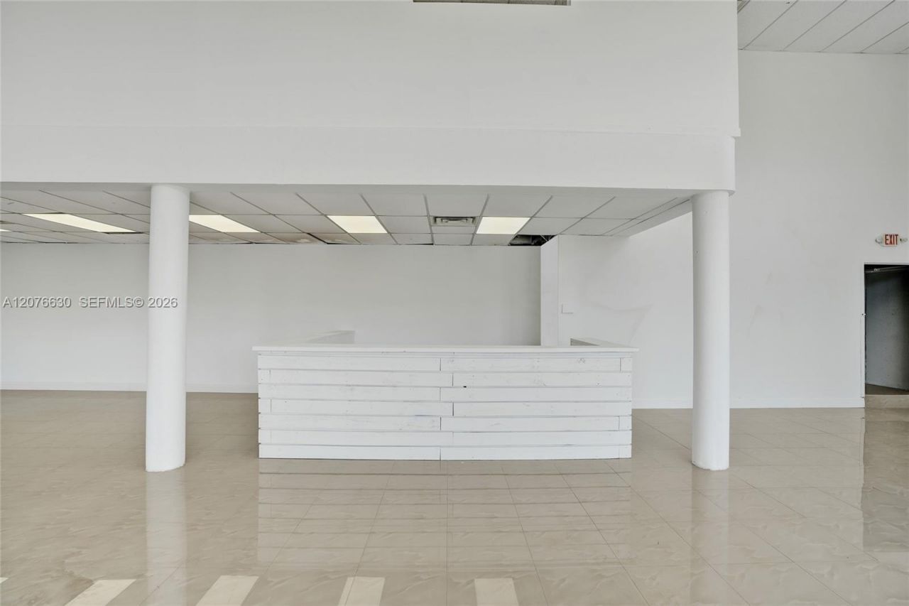 900 W Flagler St, Unit 4, Miami, FL 33130 Photo