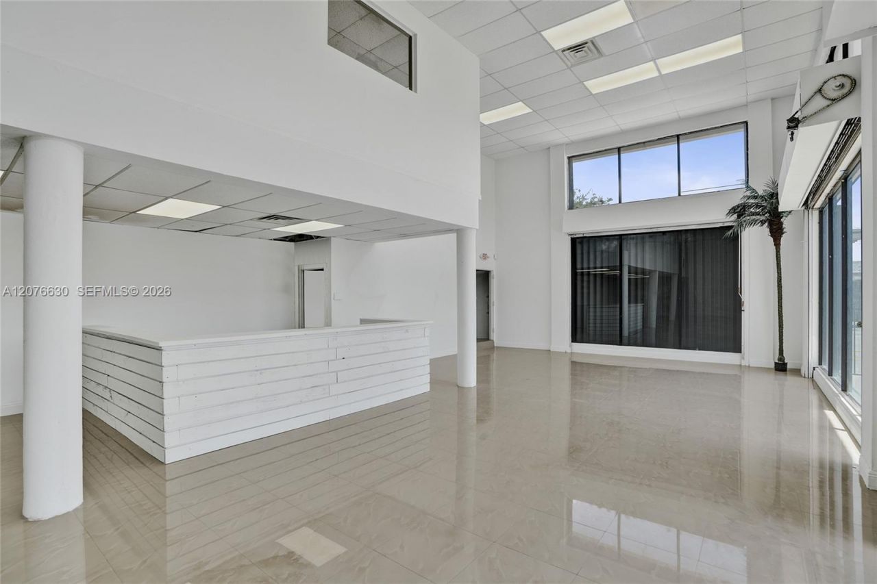 900 W Flagler St, Unit 4, Miami, FL 33130 Photo