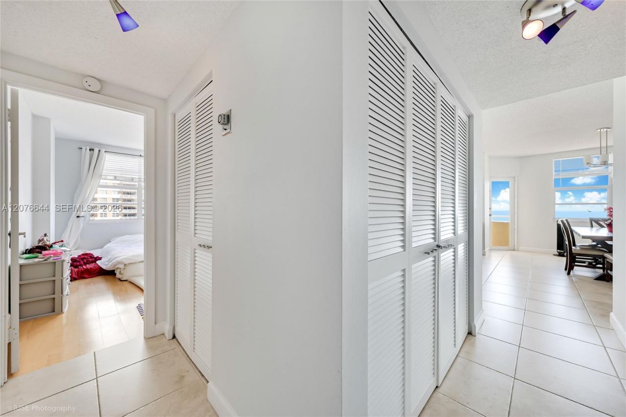 1980 S Ocean Dr , Unit 5F, Hallandale Beach, FL 33009 Photo