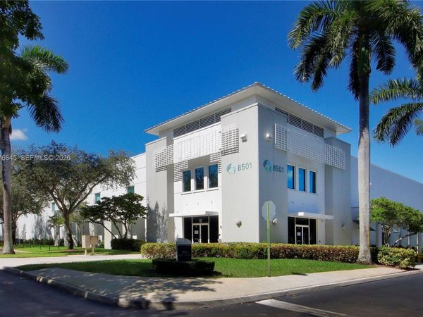 8501 NW 17th Street, Unit 129, Doral, FL 33126