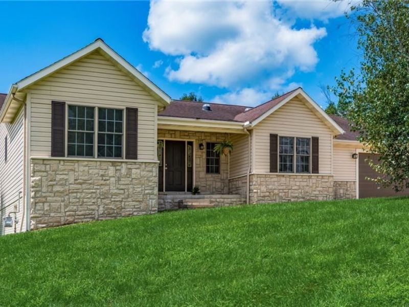 62959 James Road, Cambridge, OH 43725 Photo 2