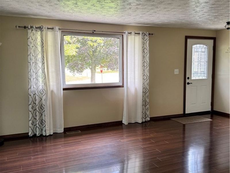 7763 Raglan Drive NE, Warren, OH 44484 Photo 9