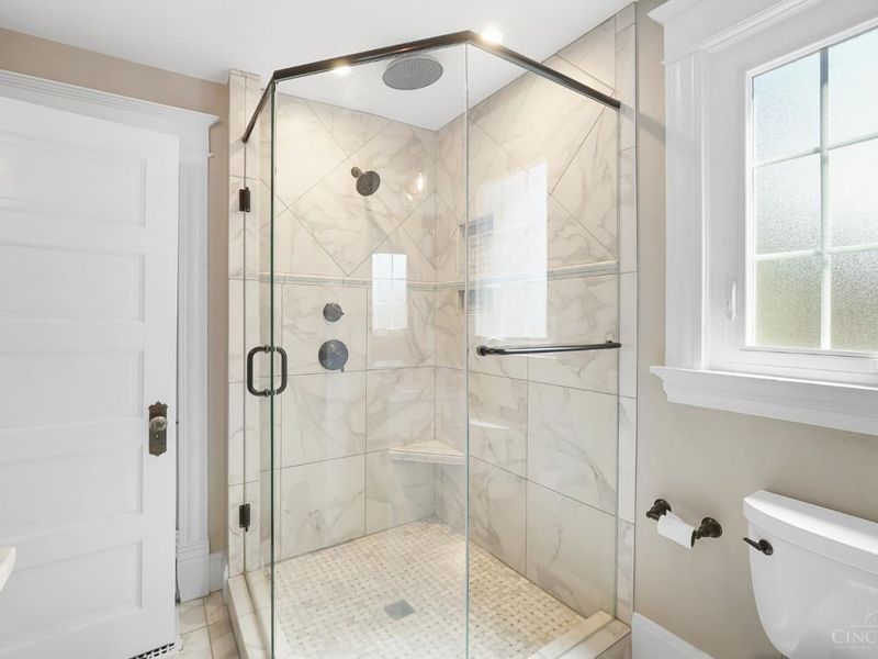 1190 Herschel Avenue, Cincinnati, OH 45208 Photo 39