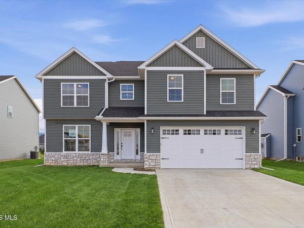 3803 Ten Mile Creek Drive , Sylvania, OH 43560