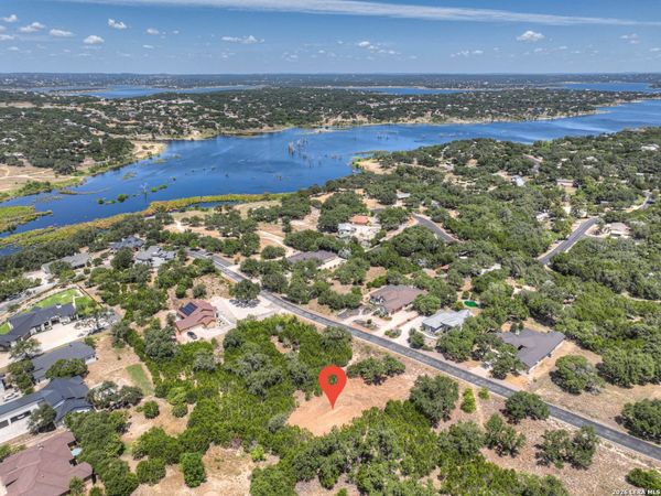 1867 Bella Vista, Canyon Lake, TX 78133