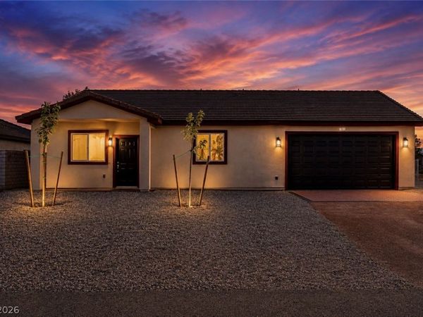 101 Ironton Street , Pahrump, NV 89048