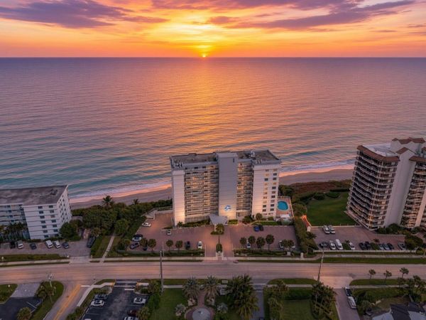 840 Ocean Drive, Unit 1001, Juno Beach, FL 33408